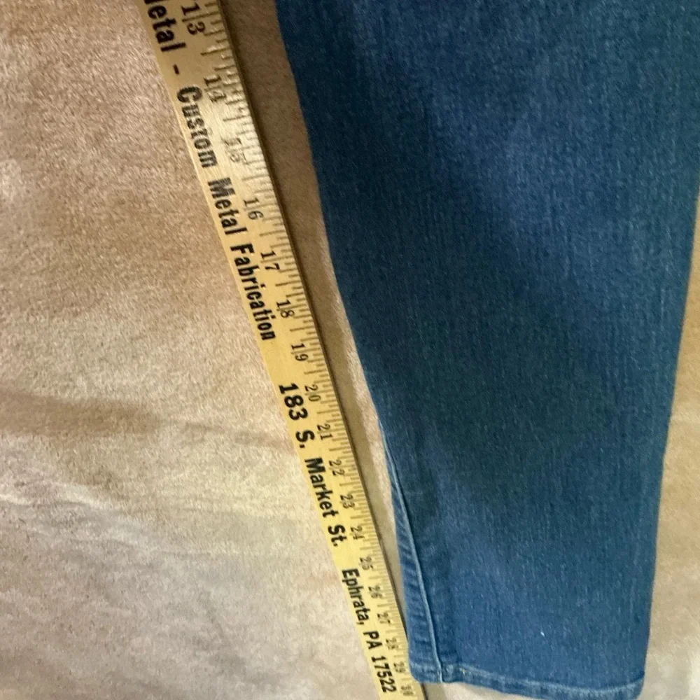 Fashion Nova  Dark Blue Distressed Skinny‎ Jeans - Picture 6 of 7